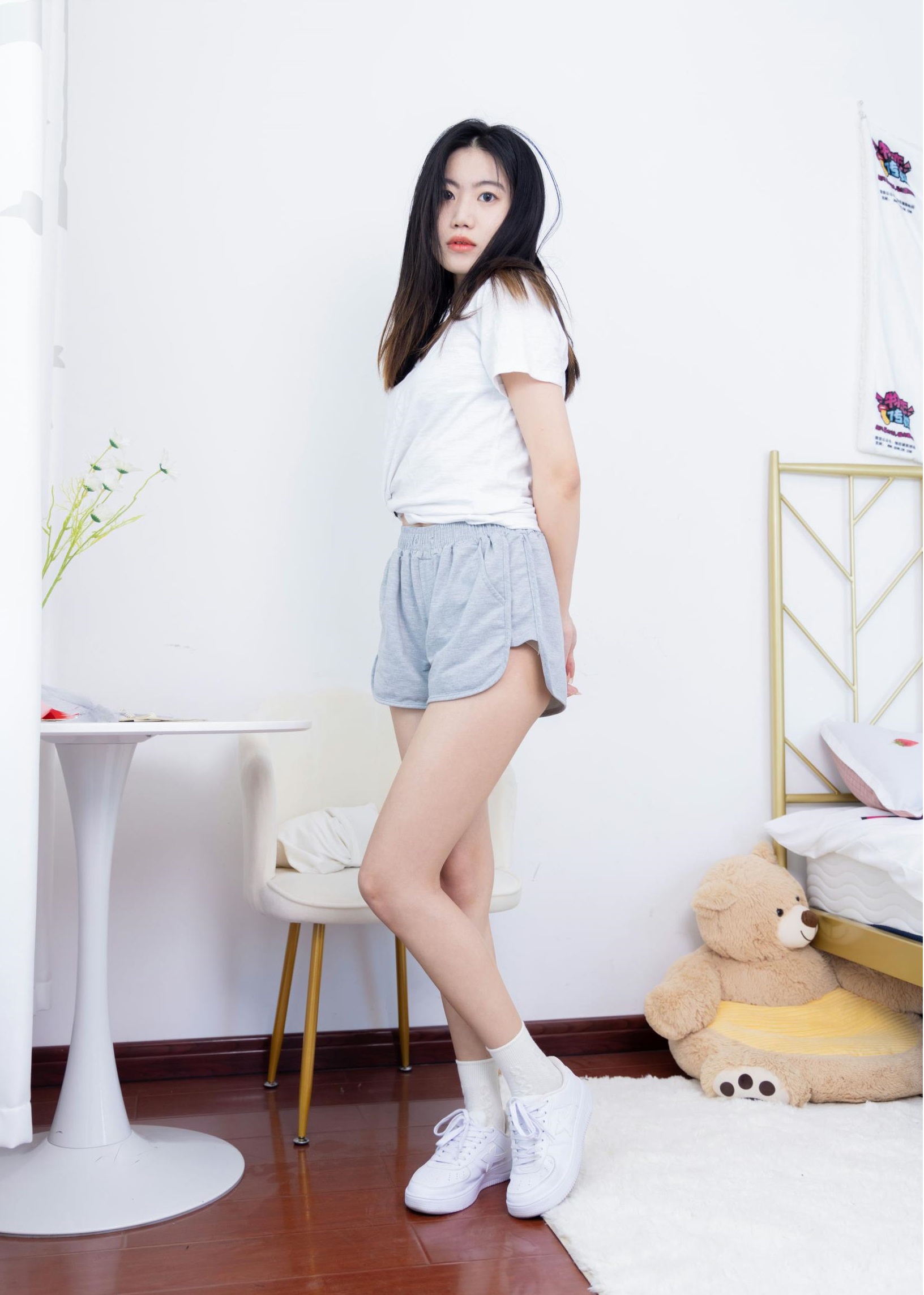 私房照片 物恋传媒小北 写真图包合集下载