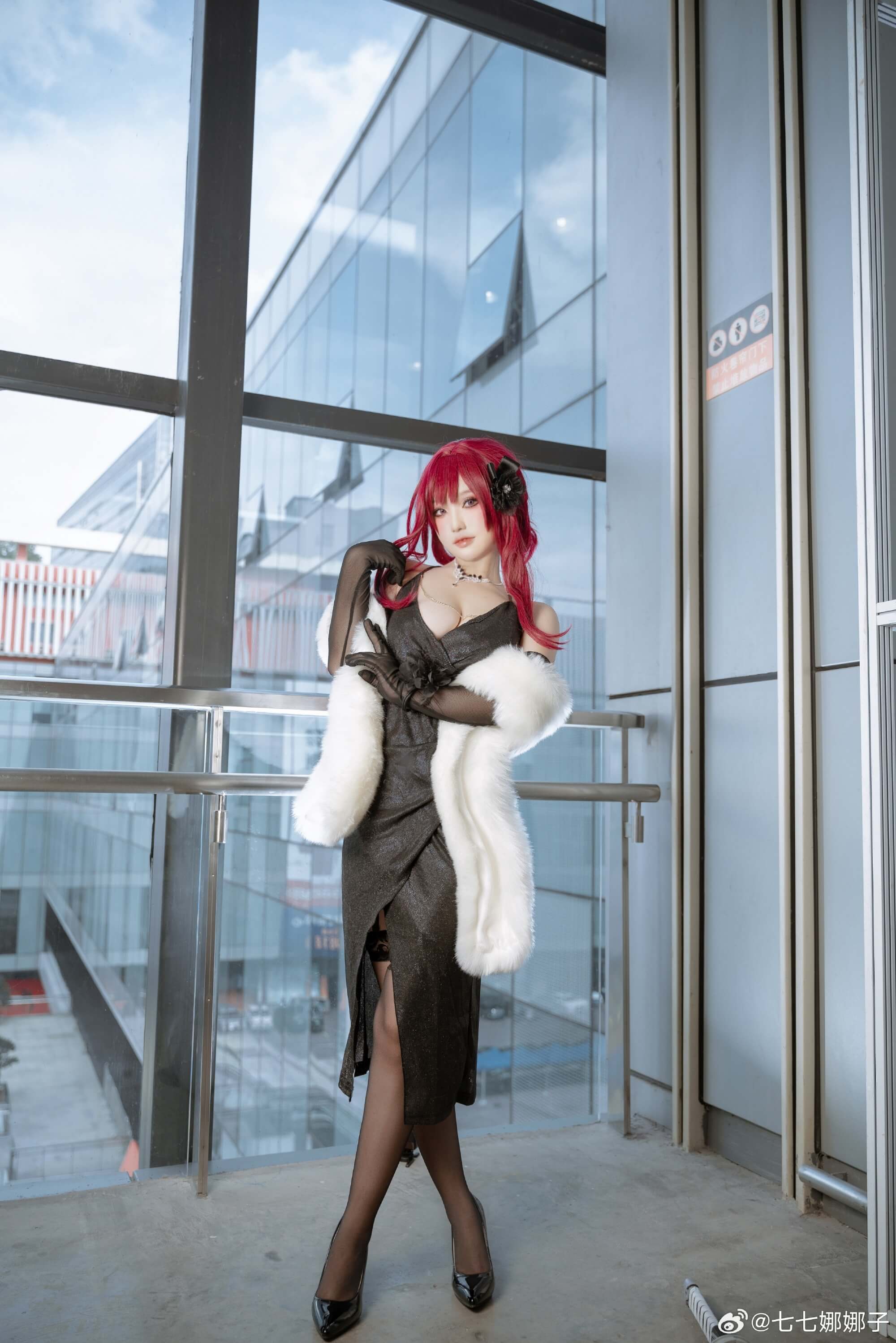 七七娜娜子 制服诱惑写真图包合集下载[持续更新]