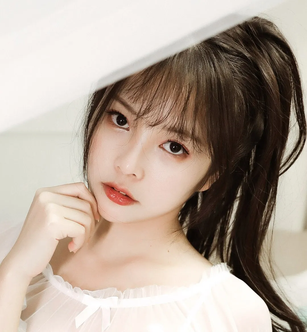 苏嫣嫣阿姨美女写真图集下载17套 2GB