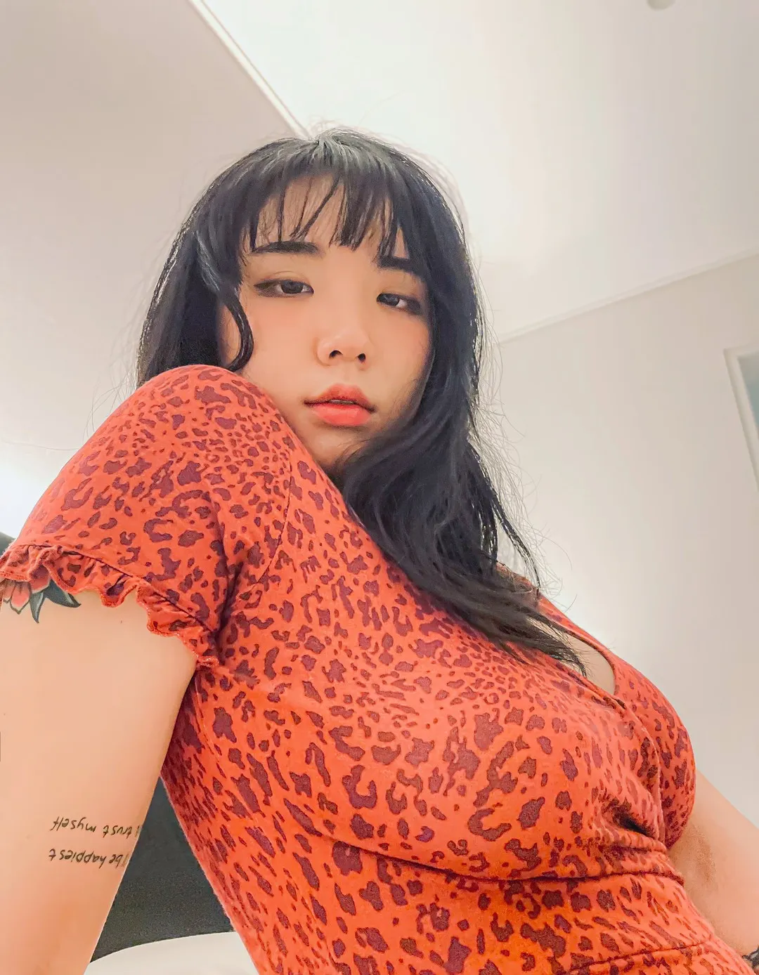 echih 巨乳美女最新写真套图合集下载[持续更新]