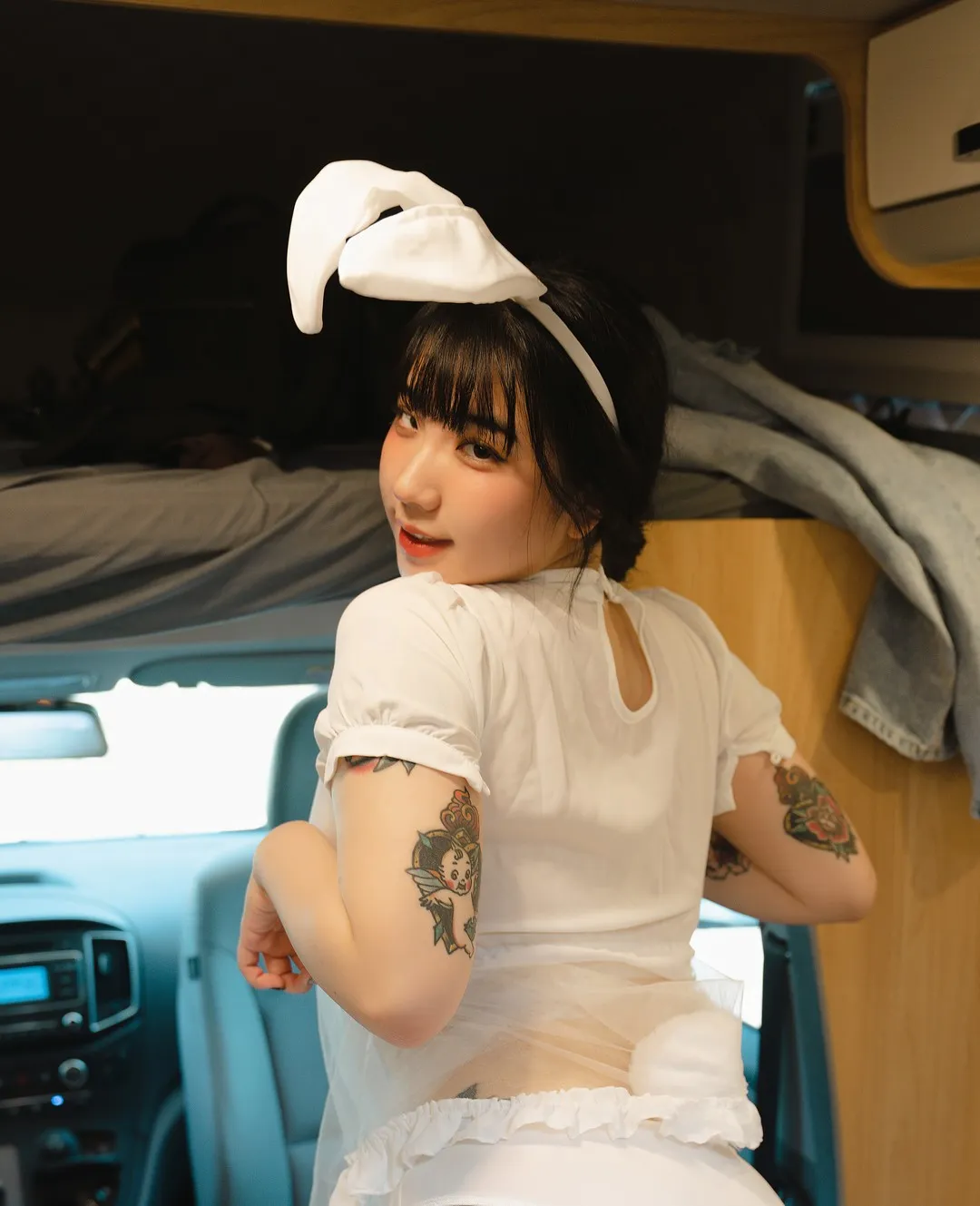 echih 巨乳美女最新写真套图合集下载[持续更新]